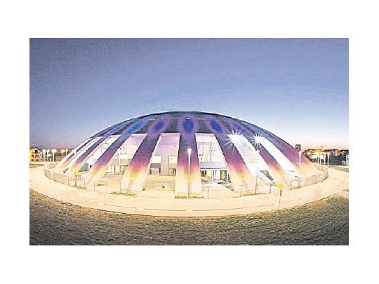 ¿Opción?. Es el estadio del KK Zadar, club de la liga croata de básquet, que se inauguró en 2008 y también se utiliza para handball.
