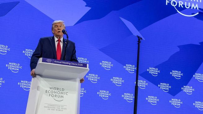 Donald Trump baja el tono en su reclamo por Groenlandia, pero sigue con las amenazas.