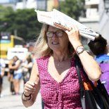 La ola de calor llegará a su punto más alto este lunes. La ola de calor llegará a su punto más alto este lunes.