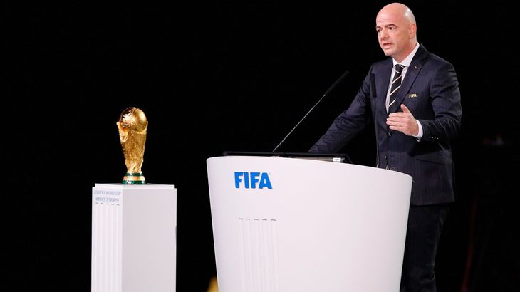 La Copa del Mundo que se desarrollará en Estados Unidos, México y Canadá ya es un éxito comercial para la FIFA. La Copa del Mundo que se desarrollará en Estados Unidos, México y Canadá ya es un éxito comercial para la FIFA.