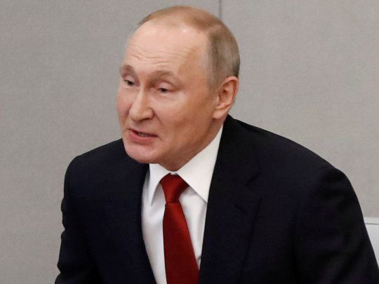 RAZÓN. Tras 20 años en el poder en Rusia, Vladímir Putin, de 67 años, considera que un “poder presidencial fuerte es absolutamente necesario en Rusia” y que la “estabilidad debe ser prioritaria”.