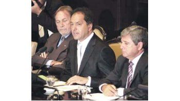 Scioli junto al vicegobernador Balestrini y Horacio González.