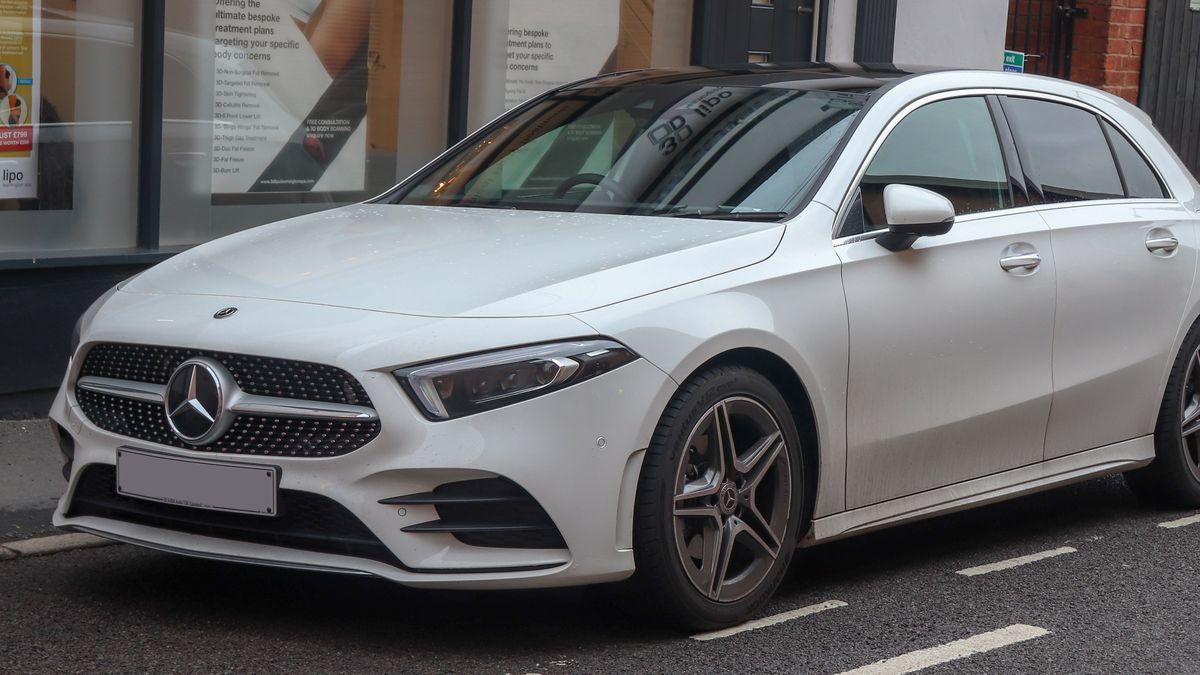 Mercedes-Benz bets on India’s nouveaux riches to boost luxury car sales