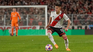 The injury that complicates Gallardo's plans for the next game against Estudiantes de La Plata. The injury that complicates Gallardo's plans for the next game against Estudiantes de La Plata.