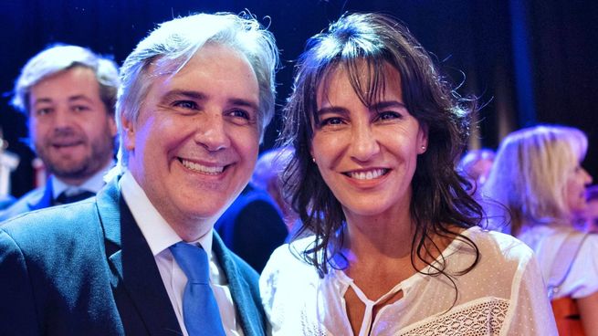 Otros tiempos: Martín Llaryora y Natalia de la Sota, hoy enfrentados.