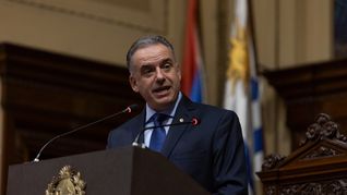 Yamandú Orsi viajaría a Japón a mitad de año.&nbsp;