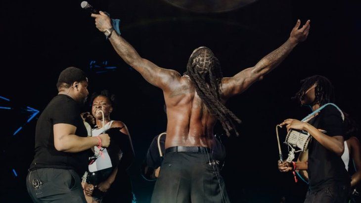Entre el Hip hop y el reggae, el artista llegó a millones de oyentes en todo el mundo. Entre el Hip hop y el reggae, el artista llegó a millones de oyentes en todo el mundo.
