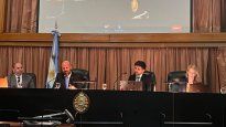 El curso, entre muchos otros dictados durante su presidencia, fue organizado por el doctor Mariano Borinsky, presidente de la Cámara Federal de Casación Penal.