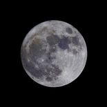 La iniciativa, conocida como “Luna Ring”, propone instalar un cinturón de aproximadamente 6.800 millas a lo largo del ecuador lunar, con el objetivo de captar radiación solar sin las limitaciones que existen en la Tierra, como la atmósfera, las nubes o los ciclos de día y noche. La iniciativa, conocida como “Luna Ring”, propone instalar un cinturón de aproximadamente 6.800 millas a lo largo del ecuador lunar, con el objetivo de captar radiación solar sin las limitaciones que existen en la Tierra, como la atmósfera, las nubes o los ciclos de día y noche.