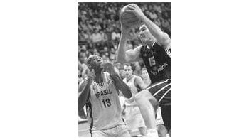 BASQUET: LA ARGENTINA CAMPEÓN INVICTO