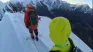 An climber died 5,500 meters high on Mount Gongga, China