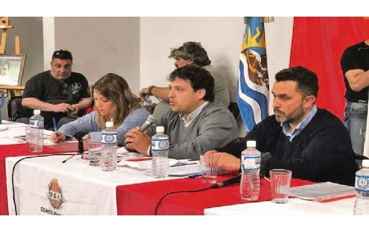 planteo. De la Convención desplegada el sábado por la UCR santacruceña, en San Julián emanó un documento con una ristra de reclamos.