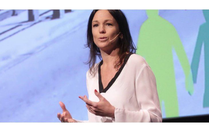 El Gobierno está trabajando y dialogando con todos los sectores. Estamos cerca de la gente, junto a los que más nos necesitan, subrayó la ministra.