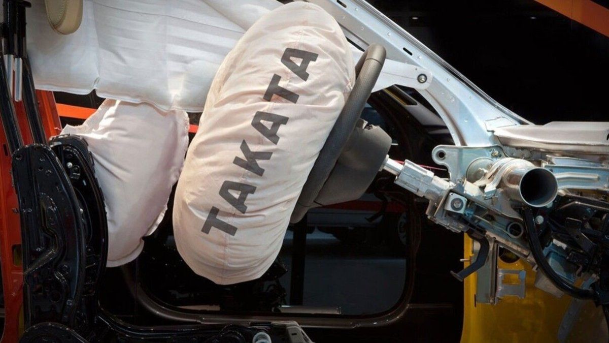 France ordered to immobilize 1.7 million cars per defective airbags: they launch mass review France ordered to immobilize 1.7 million cars per defective airbags: they launch mass review