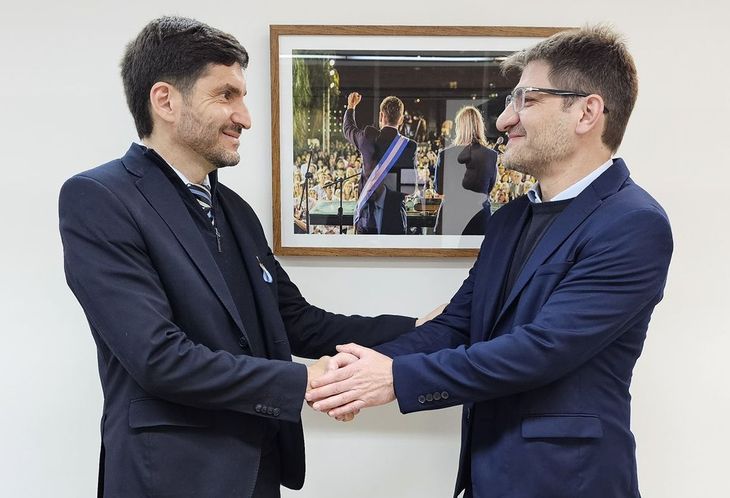 Radicales : Maximiliano Pullaro y Alejandro Parnás. Radicales : Maximiliano Pullaro y Alejandro Parnás.