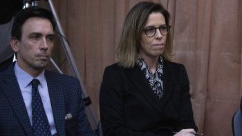 La titular de la Oficina Anticorrupci&oacute;n es investigada por presunto encubrimiento.