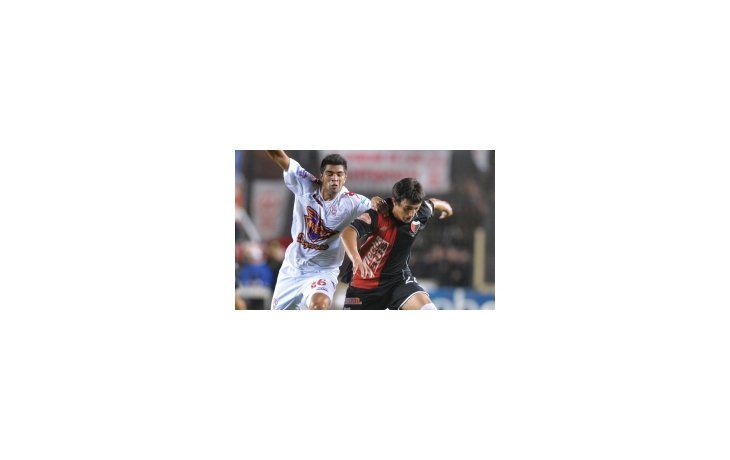 Huracán perdió en Santa Fe y quedó muy complicado con el promedio.