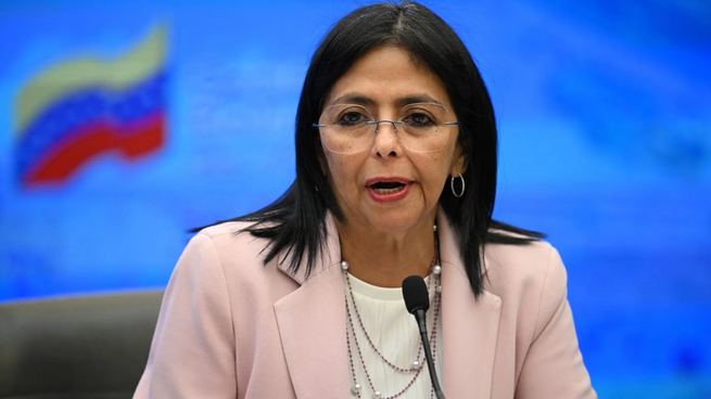 Delcy Rodríguez asumió como presidenta interina tras la detención de Nicolás Maduro en Estados Unidos, según resolvió el Tribunal Supremo de Justicia.