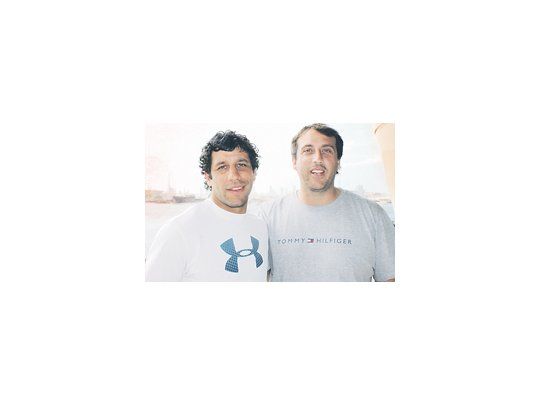 Nicolás Bruzzone y Nicolás Fernández Lobbe, en Dubái.