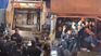La Policía israelí interceptó un camión de basura con 60 palestinos dentro intentando entrar al país.