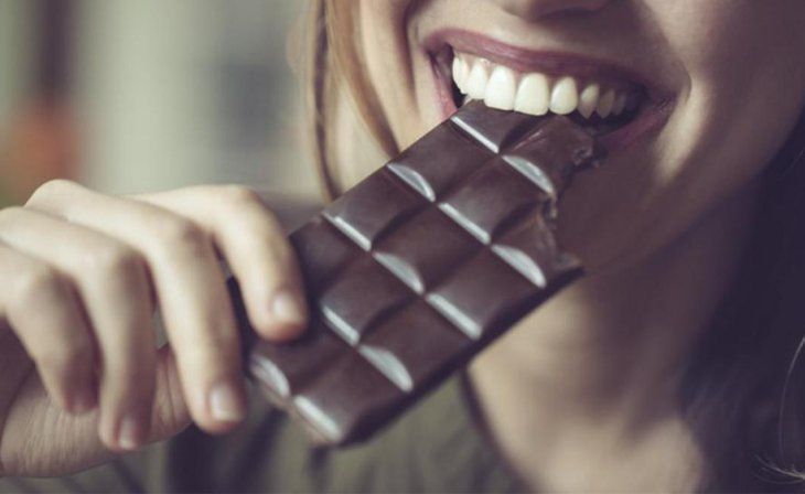 La fermentación es un procedimiento clave en la producción del chocolate.