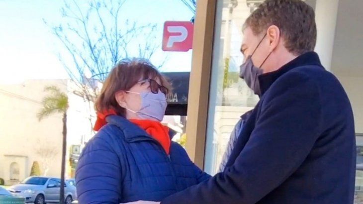 Diego Santilli recorrió el municipio de Tigre y dialogó con vecinos.