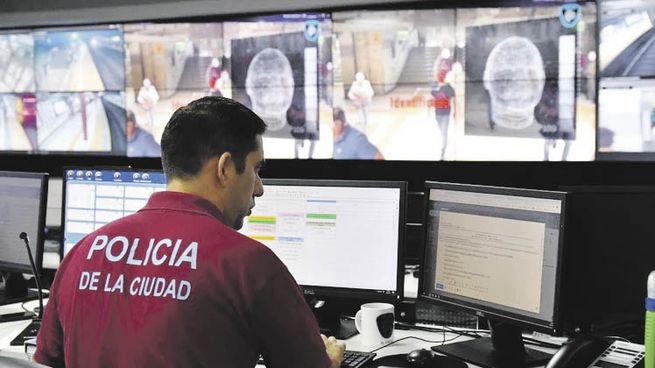 caso. El Gobierno de la Ciudad de Buenos Aires puso en marcha el sistema, pero debió suspenderlo debido a un planteo realizado ante la Justicia de ese distrito.