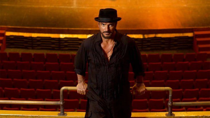 Es uno de los artistas más escuchados en América del Sur y construyó una fortuna de millones de dólares.