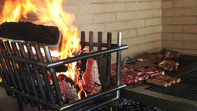 Los frigoríficos advierten sobre posible falta de asado fresco para las fiestas.