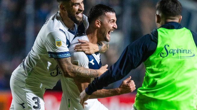 Velez pasó a la semifinal de la Copa de la Liga.