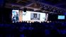 Asistentes esperan la videoconferencia de Javier Milei desde París en medio de resquemores empresariales.
