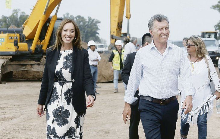 puesta. María E.Vidal y Mauricio Macri ayer en Suipacha, provincia de Buenos Aires.