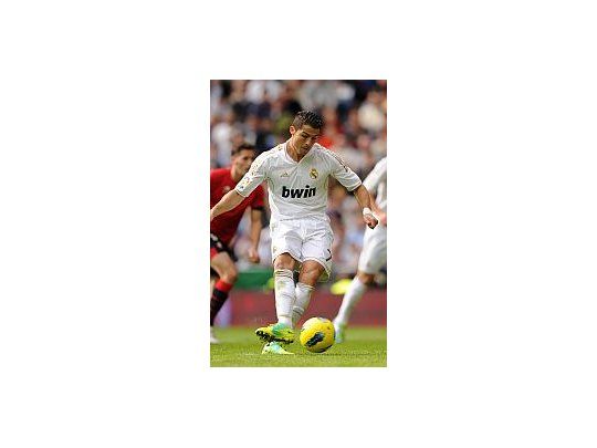 Ronaldo dijo que él y Messi son como Ferrari y Porche.