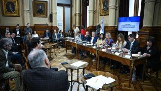 Periodistas expusieron en el Senado. Periodistas expusieron en el Senado.