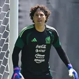Como en diciembre pasado, Memo Ochoa fue homenajeado en sus redes sociales por la FIFA. Una leyenda del fútbol con seis Mundiales, al igual que Messi y Cristiano. Como en diciembre pasado, Memo Ochoa fue homenajeado en sus redes sociales por la FIFA. Una leyenda del fútbol con seis Mundiales, al igual que Messi y Cristiano.