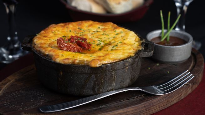 Los bodegones porteños son un clásico imperdible de la gastronomía de Buenos Aires..