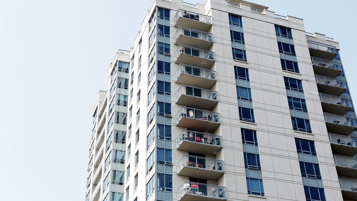 Real estate prices had a negative variation of 4.36% year-on-year