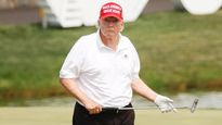 Una jueza federal de Estados Unidos suspendió hasta nueva orden la tala de árboles en un campo de golf de Washington, uno de los proyectos de renovación de la capital estadounidense impulsados por Donald Trump, después de que ya se cortaran cientos de ellos.