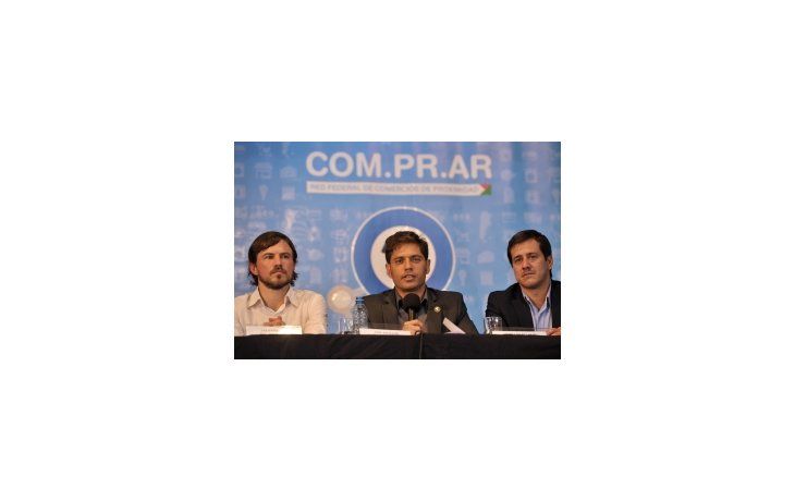 Axel Kicillof en el lanzamiento de COM.PR.AR junto a Mariano Recalde y Augusto Costa.