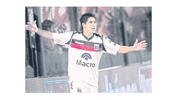 Diego «Cachete» Morales le hizo dos goles a Colón el sábado y ahora tendrá el honor de jugar en la Selección.