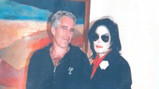 Epstein junto a Michael Jackson, recurrente en otros archivos publicados. Epstein junto a Michael Jackson, recurrente en otros archivos publicados.
