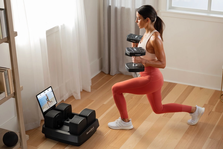 Una nueva herramienta inteligente transforma el entrenamiento en casa, sin ocupar espacio y sin gastar millones en aparatos de gimnasio. Una nueva herramienta inteligente transforma el entrenamiento en casa, sin ocupar espacio y sin gastar millones en aparatos de gimnasio.