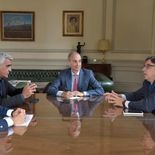 Los rectores de la UNSAM y la UNR junto con el secretario de Educación, Carlos Torrendell, y el subsecretarío de Polítias Universitarios, Alejandro Álvarez. Los rectores de la UNSAM y la UNR junto con el secretario de Educación, Carlos Torrendell, y el subsecretarío de Polítias Universitarios, Alejandro Álvarez.