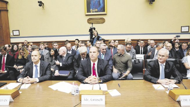 Investigación. Hace décadas hay una polémica sobre la existencia de OVNIS, pero nunca se había asegurado su existencia frente al Congreso.