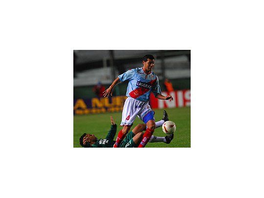 Arsenal empató con el Goias y se clasificó a cuartos de final