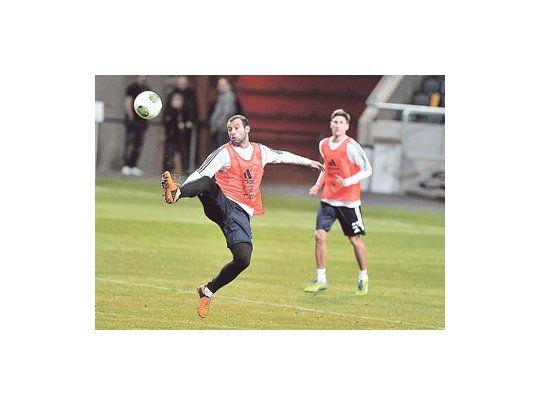 Javier Mascherano sabe que en la altura de La Paz no se puede plantear un partido de igual a igual y que la selección tendrá que  “estar bien parado en defensa” .