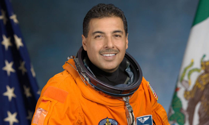 José Hernández, el astronauta mexicano que logró cumplir su sueño de alcanzar la NASA. José Hernández, el astronauta mexicano que logró cumplir su sueño de alcanzar la NASA.