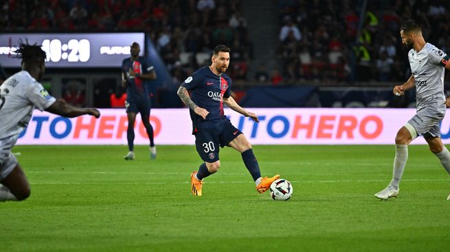 Messi jugó su último partido en PSG, que perdió ante Clermont.