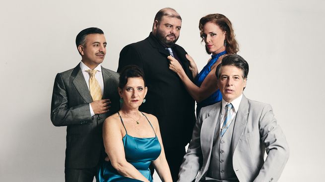 La obra parte del interrogante de hasta dónde somos capaces de llegar para no quedar afuera.&nbsp;