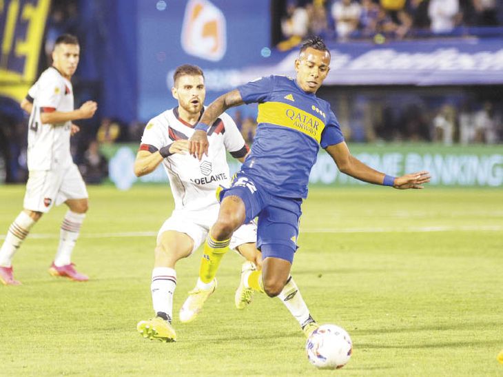 Unclear. Sebastián Villa was there, marked by Julián Fernandéz. The Colombian ran a lot and had little influence. Unclear. Sebastián Villa was there, marked by Julián Fernandéz. The Colombian ran a lot and had little influence.